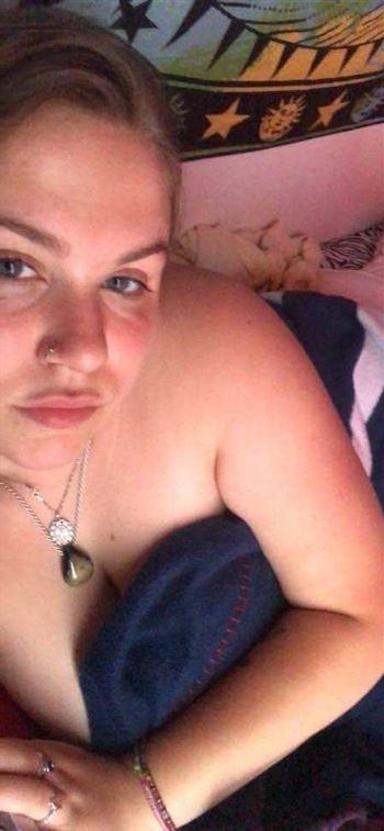 Majgona, 25, Hässleholm - Sverige, Mutual masturbation